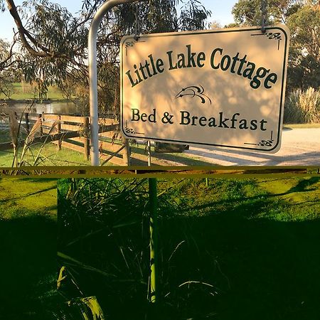 Little Lake Cottage Nyora Exteriör bild