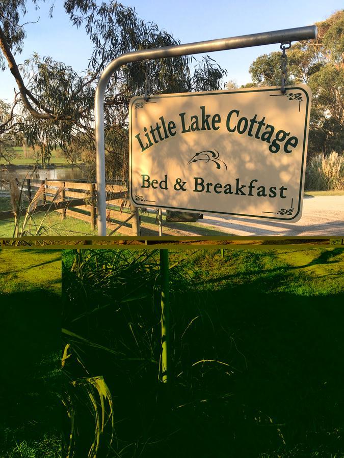 Little Lake Cottage Nyora Exteriör bild